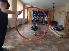 Физкультурный праздник «Если сильно захотеть - можно в космос полететь!»_1