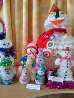 Выставка поделок к Новому году (2016)